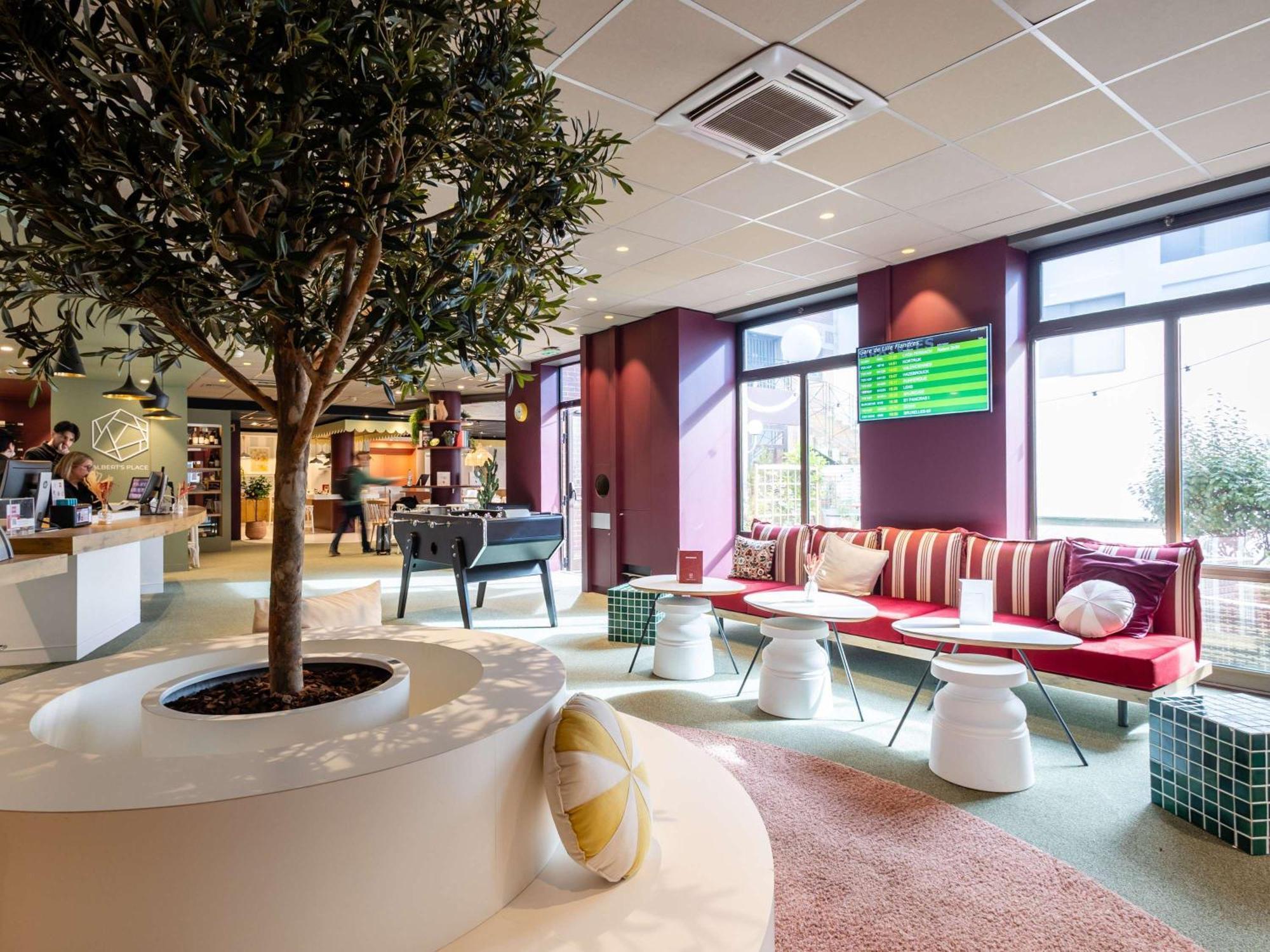 Ibis Lille Centre Gares Hotel Exterior photo