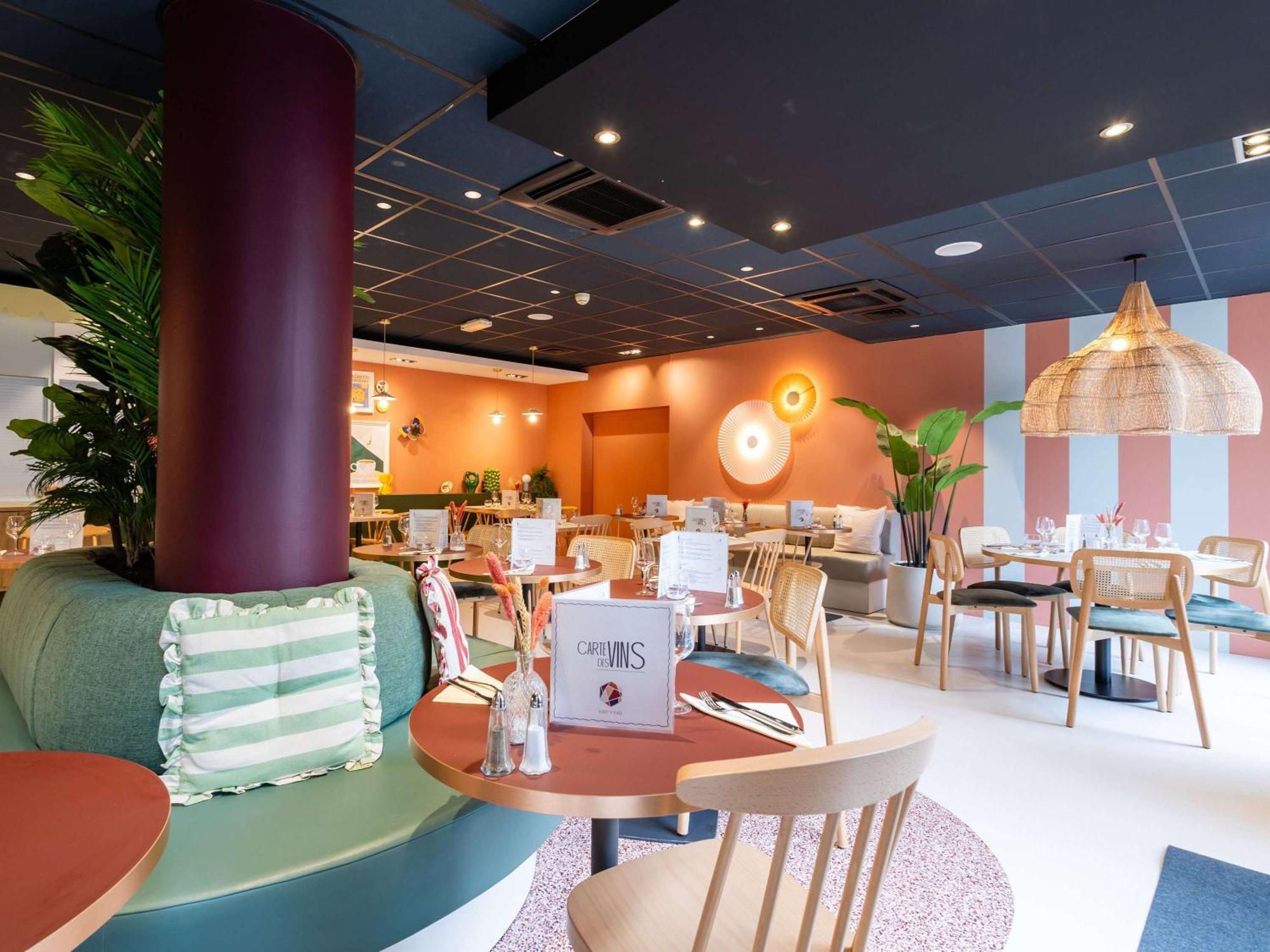 Ibis Lille Centre Gares Hotel Exterior photo
